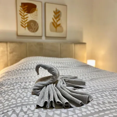 アパート Vue Meuse, En Face De La Citadelle ディナン