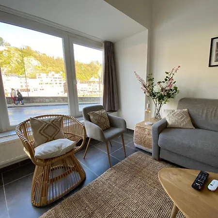 Apartment Vue Meuse, En Face De La Citadelle